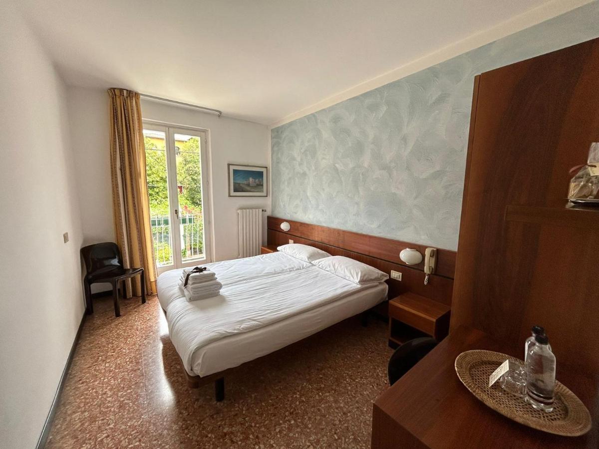 Albergo Da Pina Lazise Exterior foto